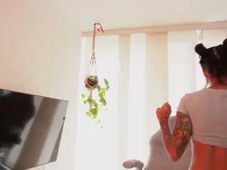 Ramona's Live Sex Cam Show