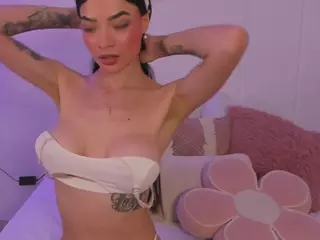 julisoto's Live Sex Cam Show