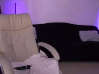 DaenerysDaen's Live Sex Cam Show