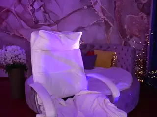 DaenerysDaen's Live Sex Cam Show