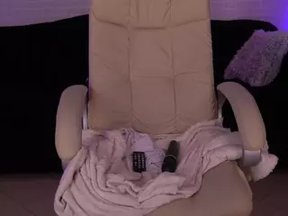 DaenerysDaen's Live Sex Cam Show