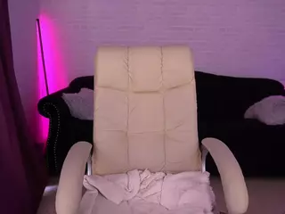 DaenerysDaen's Live Sex Cam Show