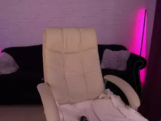 DaenerysDaen's Live Sex Cam Show