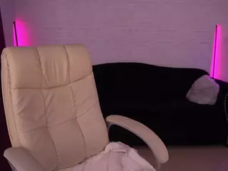 DaenerysDaen's Live Sex Cam Show
