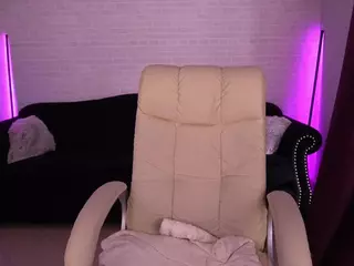 DaenerysDaen's Live Sex Cam Show