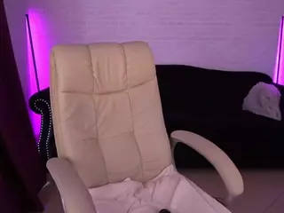 DaenerysDaen's Live Sex Cam Show