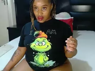 QueenNicky1's Live Sex Cam Show