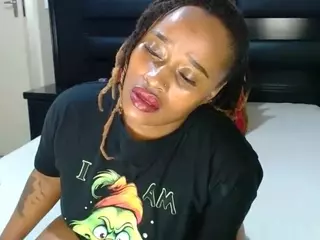 QueenNicky1's Live Sex Cam Show