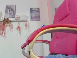 ANTONELLAKLING's Live Sex Cam Show