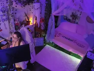 voyeurcam veccasalt 01's Live Sex Cam Show