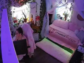 voyeurcam veccasalt 01's Live Sex Cam Show