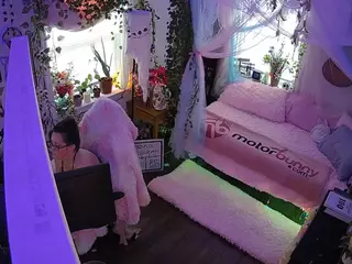 voyeurcam veccasalt 01's Live Sex Cam Show
