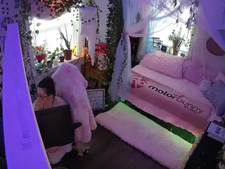 voyeurcam veccasalt 01's Live Sex Cam Show