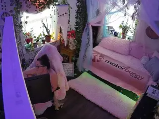 voyeurcam veccasalt 01's Live Sex Cam Show