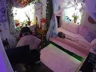 voyeurcam veccasalt 01's Live Sex Cam Show