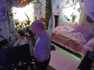voyeurcam veccasalt 01's Live Sex Cam Show