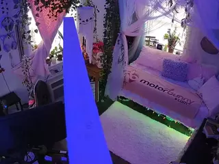 voyeurcam veccasalt 01's Live Sex Cam Show