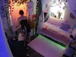 voyeurcam veccasalt 01's Live Sex Cam Show