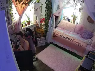 voyeurcam veccasalt 01's Live Sex Cam Show