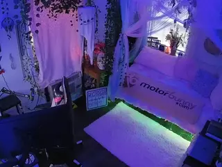 voyeurcam veccasalt 01's Live Sex Cam Show