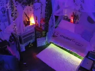 voyeurcam veccasalt 01's Live Sex Cam Show