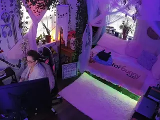 voyeurcam veccasalt 01's Live Sex Cam Show