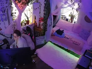 voyeurcam veccasalt 01's Live Sex Cam Show
