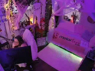 voyeurcam veccasalt 01's Live Sex Cam Show