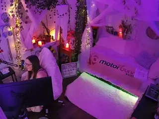 voyeurcam veccasalt 01's Live Sex Cam Show
