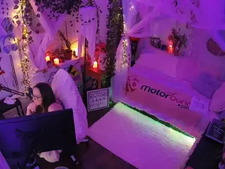 voyeurcam veccasalt 01's Live Sex Cam Show