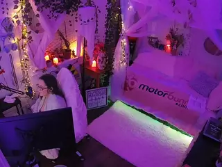 voyeurcam veccasalt 01's Live Sex Cam Show