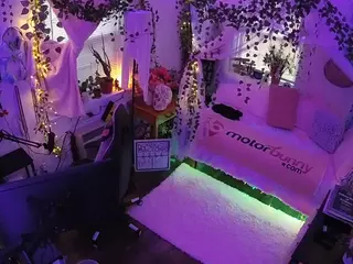 voyeurcam veccasalt 01's Live Sex Cam Show