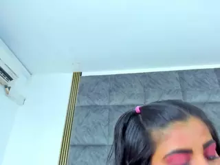 AntonellaRusso's Live Sex Cam Show