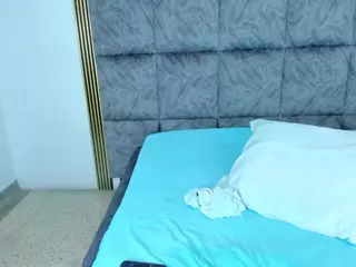 AntonellaRusso's Live Sex Cam Show