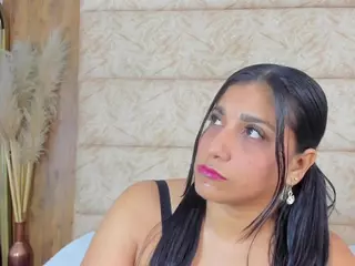 AntonellaRusso's Live Sex Cam Show