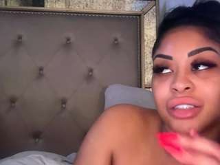 Live cam show with Sweet Stufff