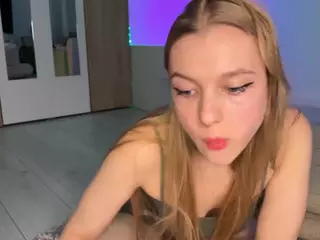 jucielussie's Live Sex Cam Show