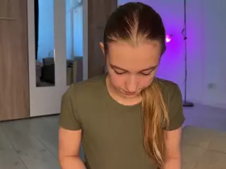 jucielussie's Live Sex Cam Show