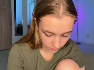 jucielussie's Live Sex Cam Show