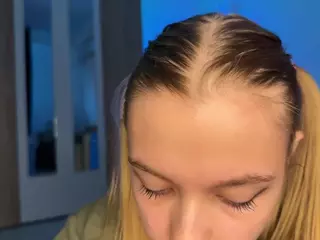 jucielussie's Live Sex Cam Show