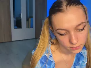 jucielussie's Live Sex Cam Show