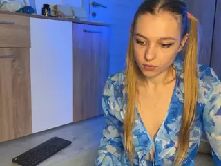 jucielussie's Live Sex Cam Show