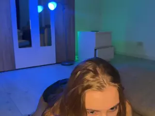 jucielussie's Live Sex Cam Show