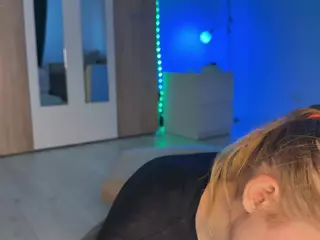 jucielussie's Live Sex Cam Show
