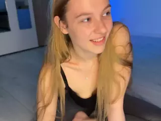jucielussie's Live Sex Cam Show