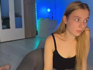 jucielussie's Live Sex Cam Show