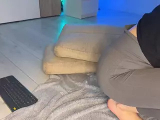 jucielussie's Live Sex Cam Show