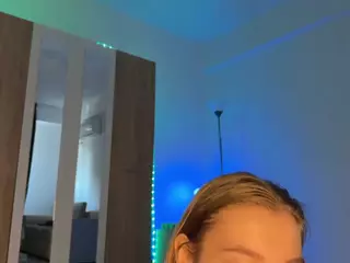 jucielussie's Live Sex Cam Show