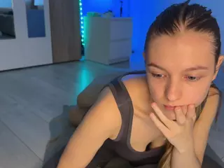 jucielussie's Live Sex Cam Show