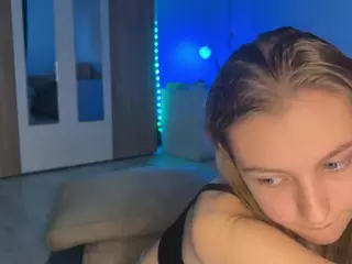 jucielussie's Live Sex Cam Show